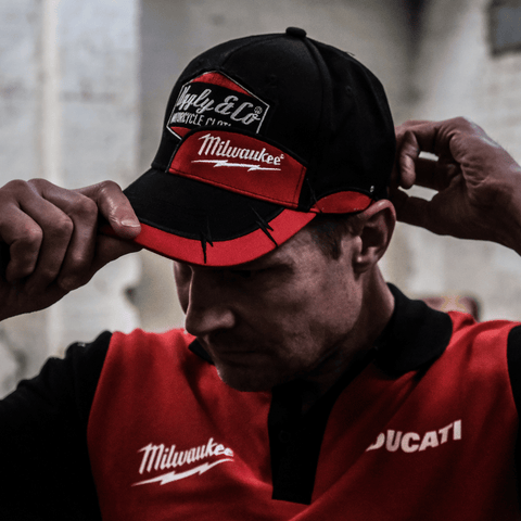 Diamond Trucker Hat x Milwaukee Tools ® (Fan Merch)
