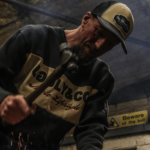 Green & Beige Garage Cap